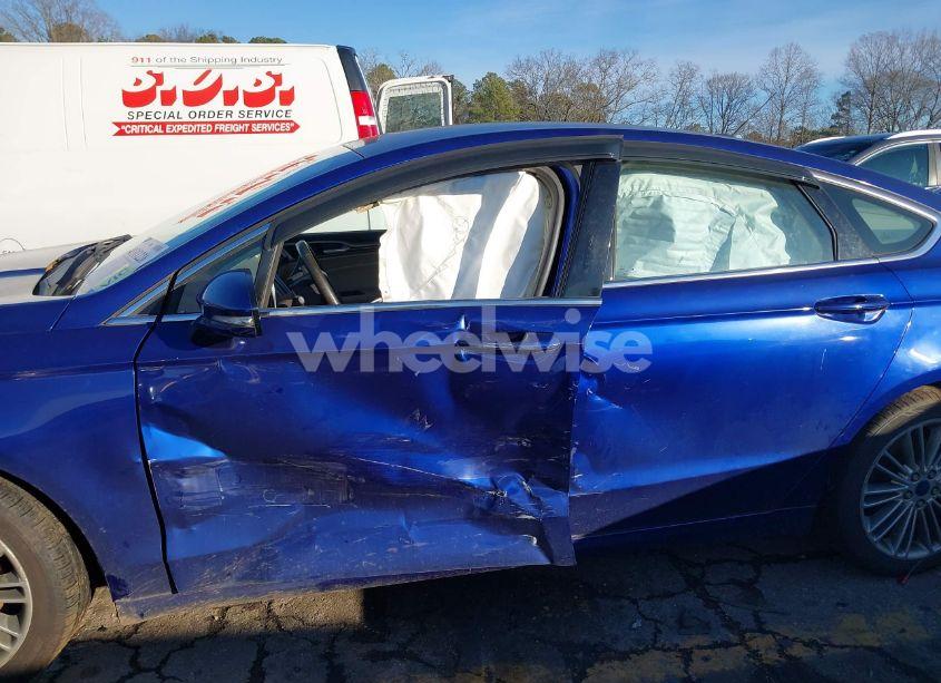 Photo 6 of 2014 Ford Fusion SE (VIN 3FA6P0HD5ER190081)