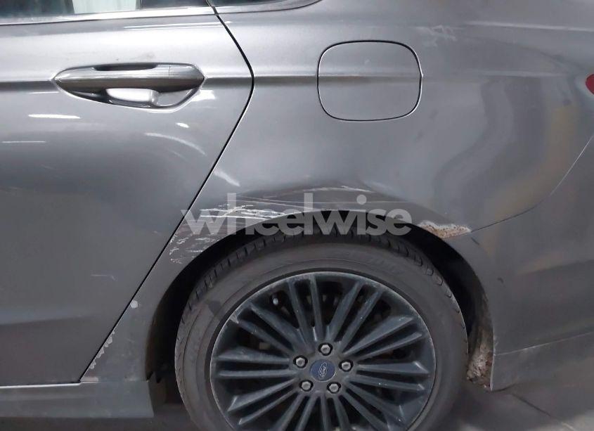 Photo 11 of 2014 Ford Fusion SE (VIN 3FA6P0HD5ER202732)