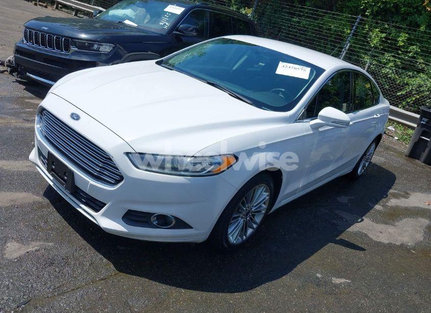 Photo 2 of 2014 Ford Fusion SE (VIN 3FA6P0HD5ER230949)