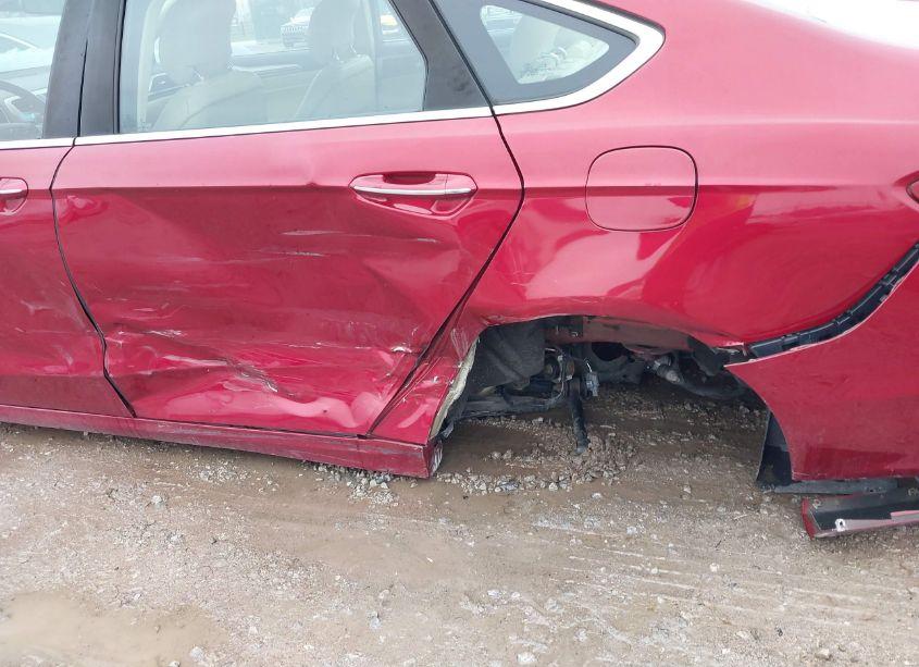 Photo 6 of 2014 Ford Fusion SE (VIN 3FA6P0HD5ER275387)