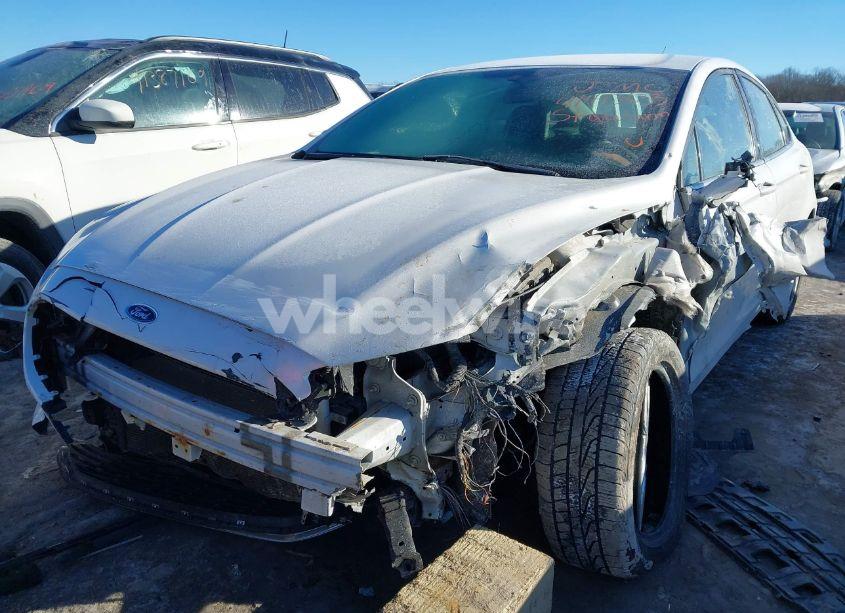 Photo 6 of 2014 Ford Fusion SE (VIN 3FA6P0HD5ER282730)