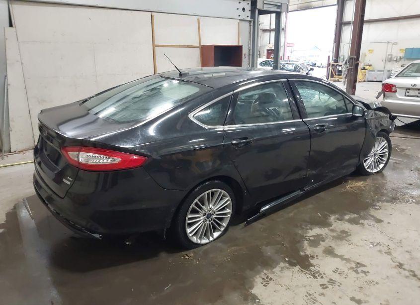 Photo 4 of 2014 Ford Fusion SE (VIN 3FA6P0HD5ER297647)