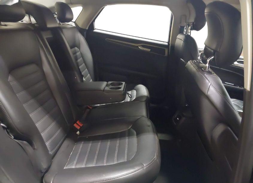 Photo 8 of 2014 Ford Fusion SE (VIN 3FA6P0HD5ER297647)