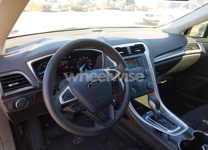 Photo 15 of 2014 Ford Fusion SE (VIN 3FA6P0HD5ER311207)