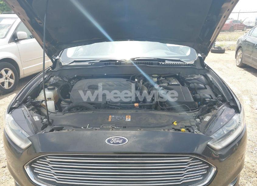 Photo 10 of 2014 Ford Fusion SE (VIN 3FA6P0HD5ER311935)