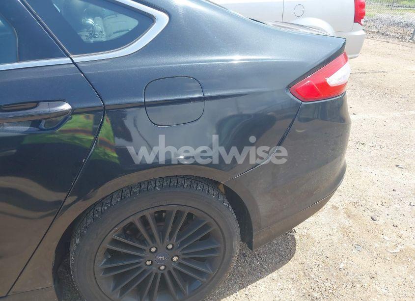 Photo 6 of 2014 Ford Fusion SE (VIN 3FA6P0HD5ER311935)