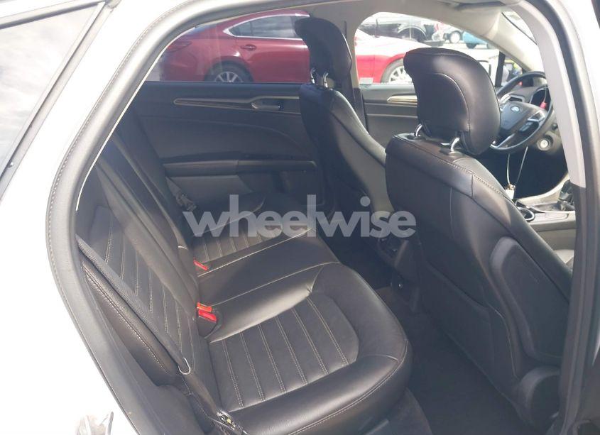 Photo 8 of 2014 Ford Fusion SE (VIN 3FA6P0HD5ER317203)