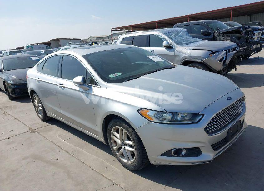 2015 Ford Fusion SE (VIN 3FA6P0HD5FR130383) main photo
