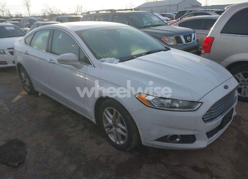 2015 Ford Fusion SE (VIN 3FA6P0HD5FR163044) main photo