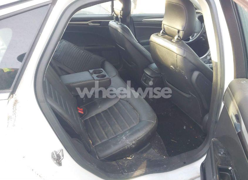 Photo 8 of 2015 Ford Fusion SE (VIN 3FA6P0HD5FR163044)