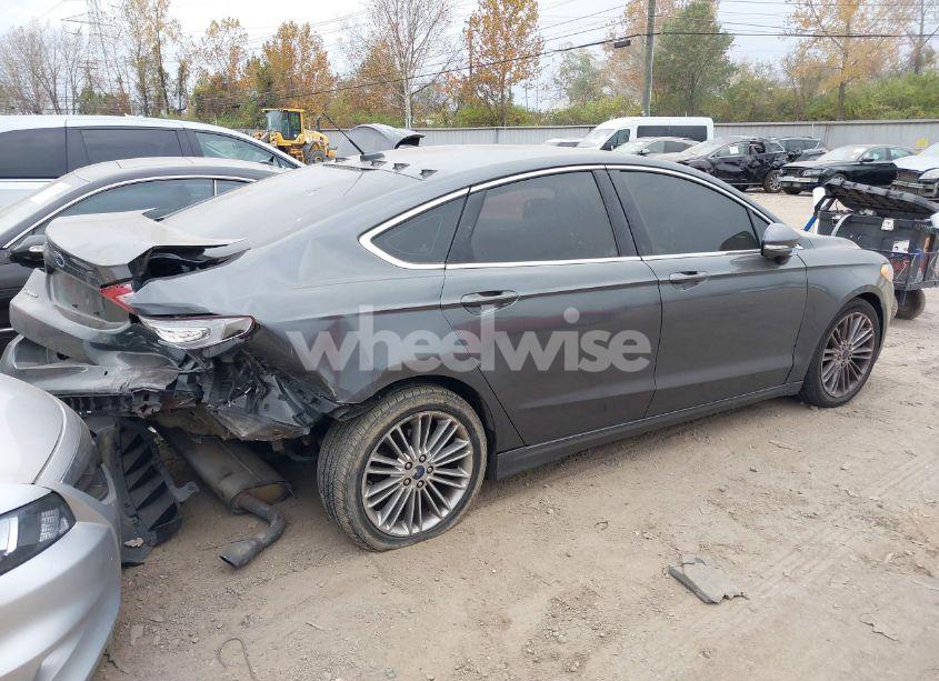 Photo 4 of 2015 Ford Fusion SE (VIN 3FA6P0HD5FR197842)