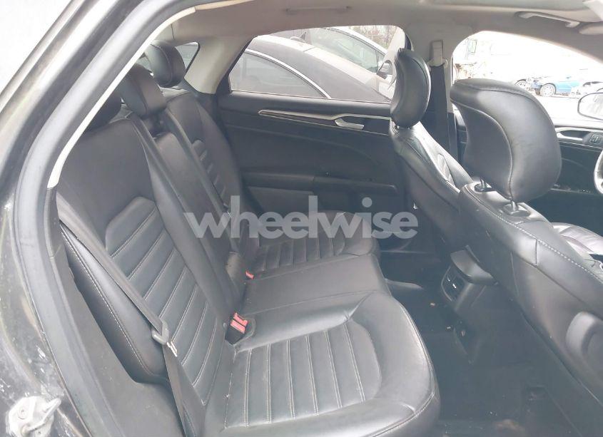 Photo 8 of 2015 Ford Fusion SE (VIN 3FA6P0HD5FR197842)