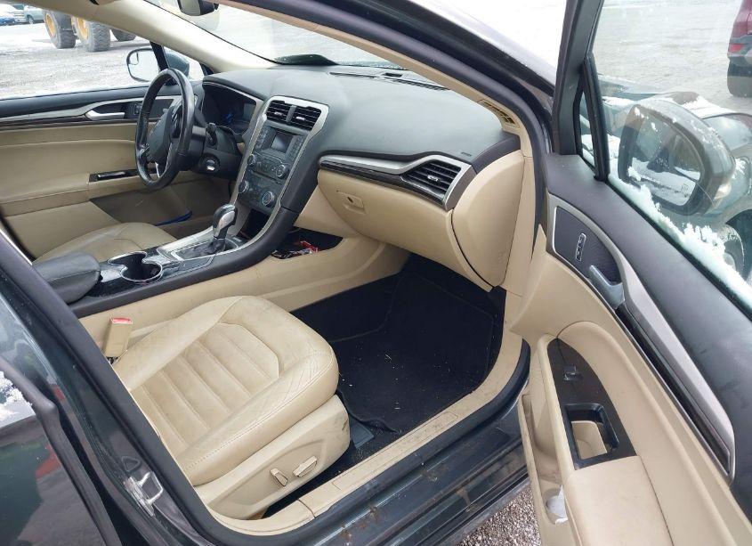 Photo 5 of 2015 Ford Fusion SE (VIN 3FA6P0HD5FR201145)