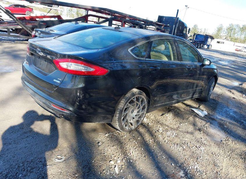 Photo 4 of 2015 Ford Fusion SE (VIN 3FA6P0HD5FR229026)