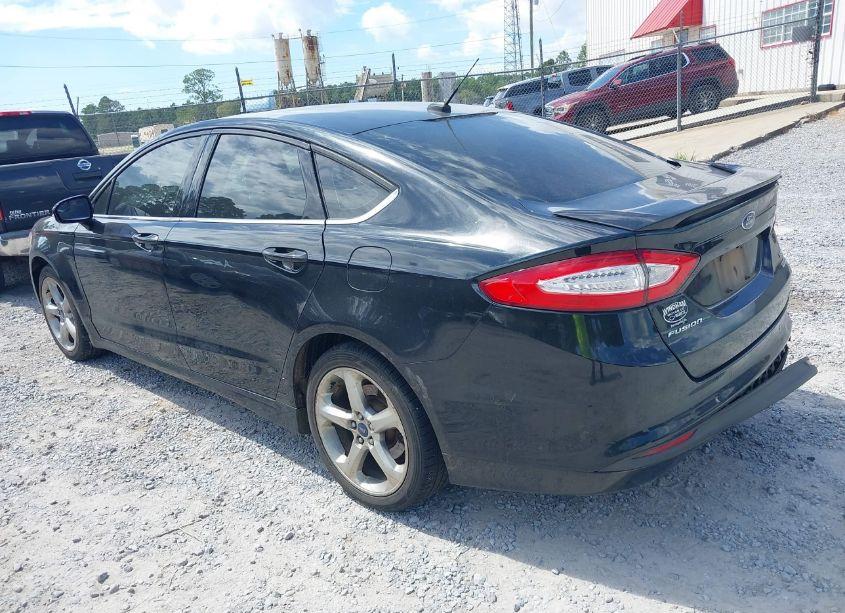 Photo 3 of 2015 Ford Fusion SE (VIN 3FA6P0HD5FR230502)