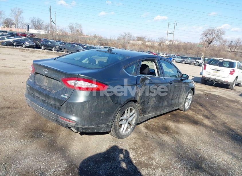 Photo 4 of 2015 Ford Fusion SE (VIN 3FA6P0HD5FR230838)