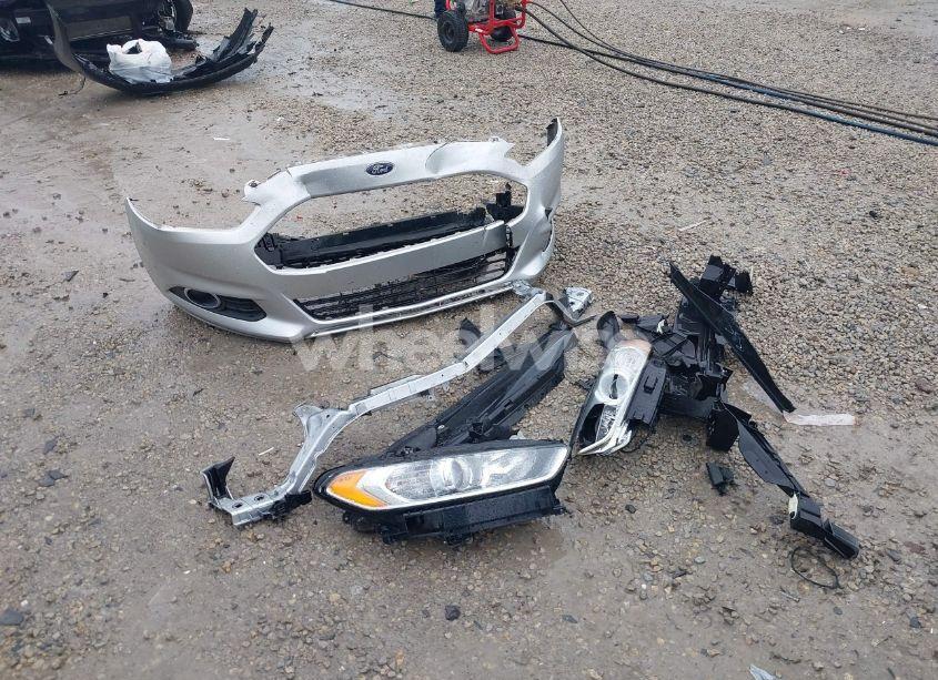 Photo 12 of 2015 Ford Fusion SE (VIN 3FA6P0HD5FR252340)