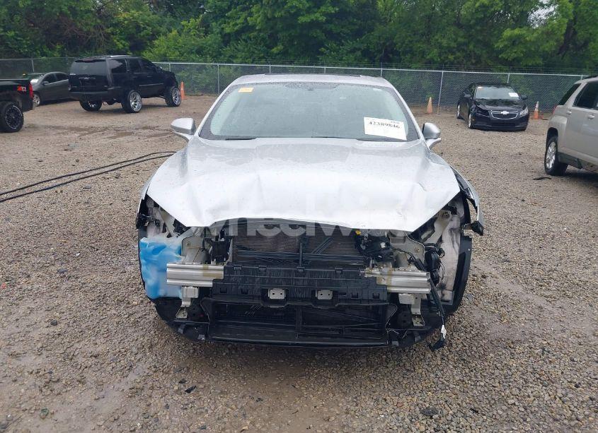 Photo 13 of 2015 Ford Fusion SE (VIN 3FA6P0HD5FR252340)