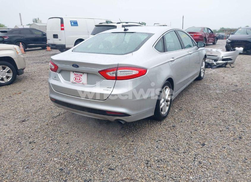 Photo 4 of 2015 Ford Fusion SE (VIN 3FA6P0HD5FR252340)