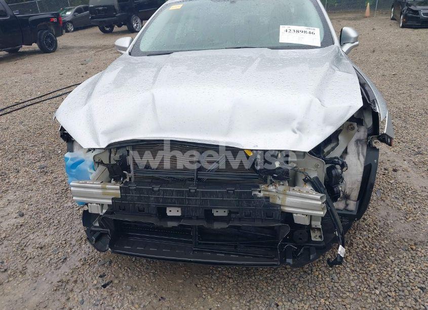 Photo 6 of 2015 Ford Fusion SE (VIN 3FA6P0HD5FR252340)