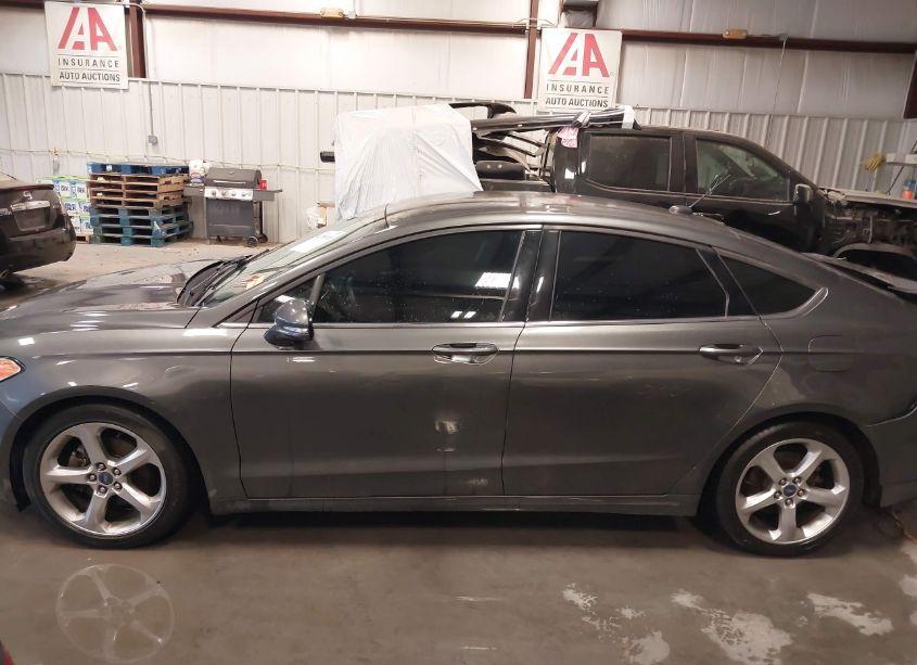 Photo 15 of 2015 Ford Fusion SE (VIN 3FA6P0HD5FR304694)
