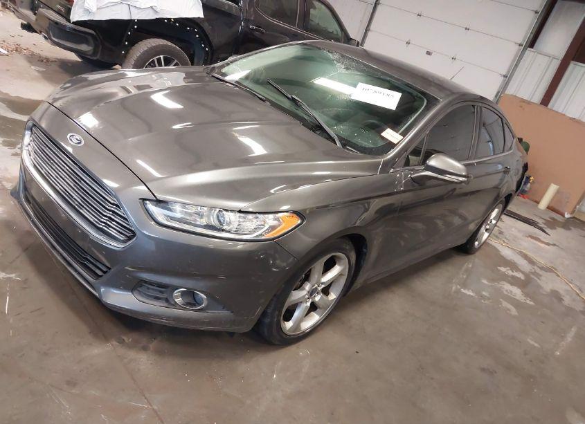 Photo 2 of 2015 Ford Fusion SE (VIN 3FA6P0HD5FR304694)