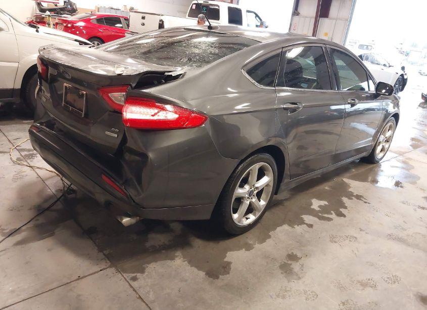 Photo 4 of 2015 Ford Fusion SE (VIN 3FA6P0HD5FR304694)