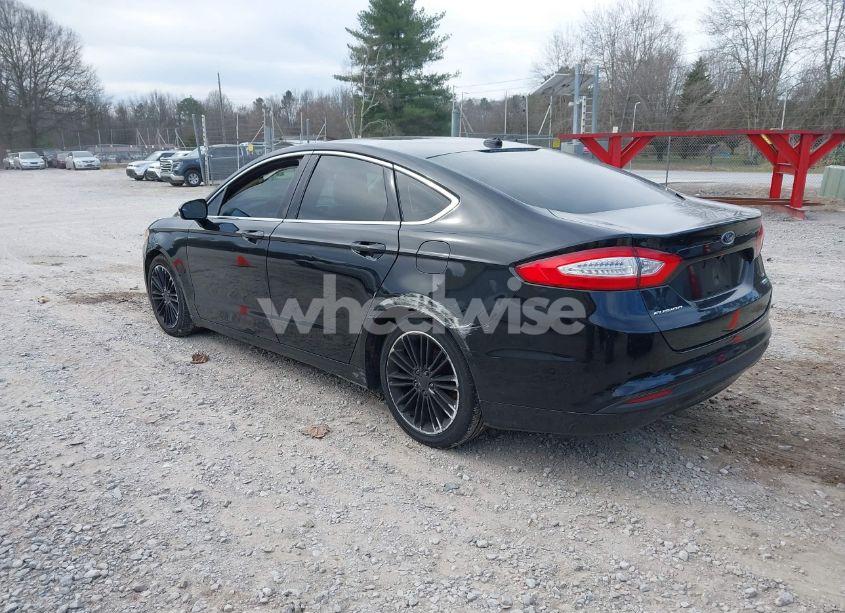 Photo 3 of 2016 Ford Fusion SE (VIN 3FA6P0HD5GR101581)