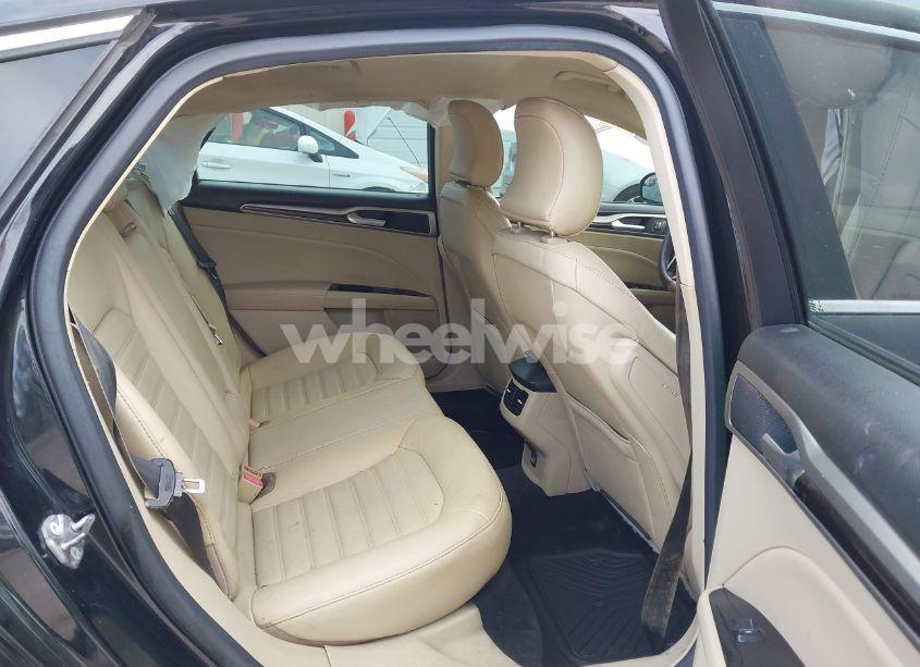 Photo 8 of 2016 Ford Fusion SE (VIN 3FA6P0HD5GR101581)