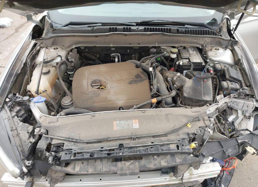 Photo 10 of 2016 Ford Fusion SE (VIN 3FA6P0HD5GR112404)