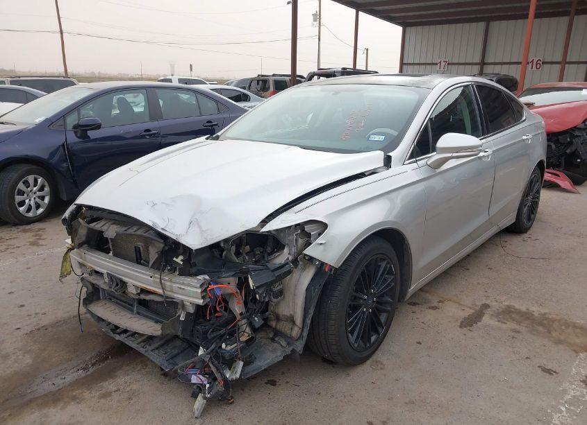 Photo 2 of 2016 Ford Fusion SE (VIN 3FA6P0HD5GR112404)