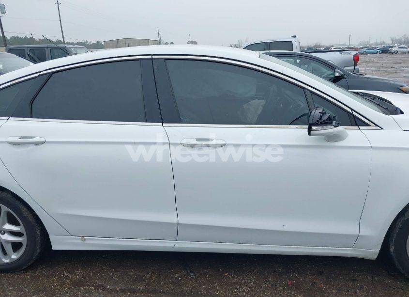 Photo 13 of 2016 Ford Fusion SE (VIN 3FA6P0HD5GR132698)