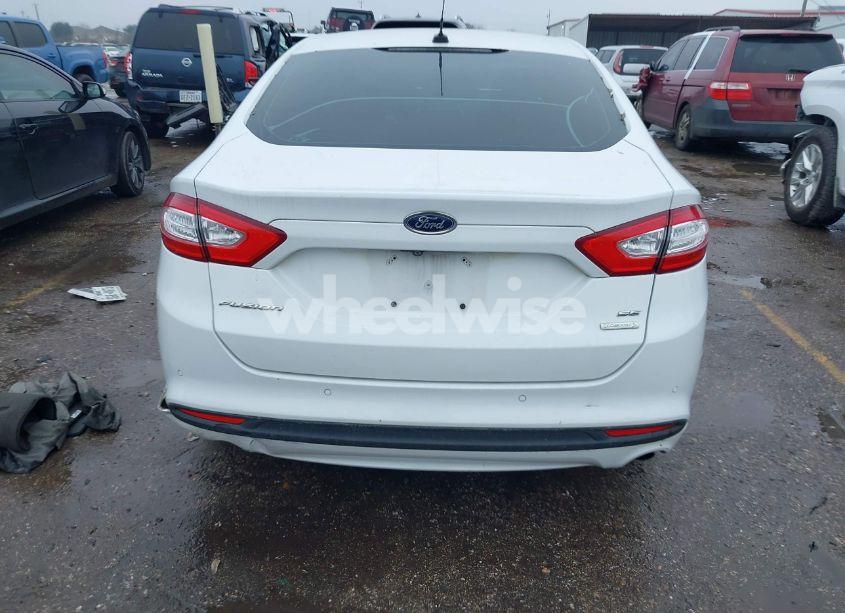 Photo 16 of 2016 Ford Fusion SE (VIN 3FA6P0HD5GR132698)