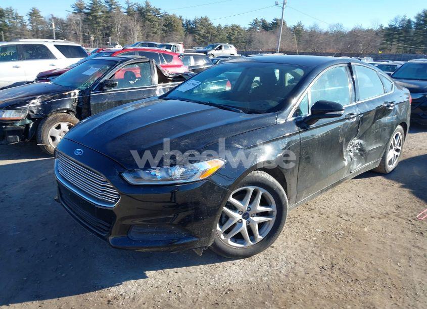 Photo 2 of 2016 Ford Fusion SE (VIN 3FA6P0HD5GR147248)