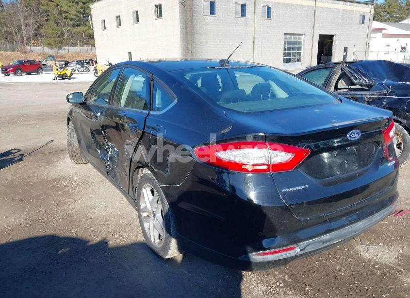 Photo 3 of 2016 Ford Fusion SE (VIN 3FA6P0HD5GR147248)