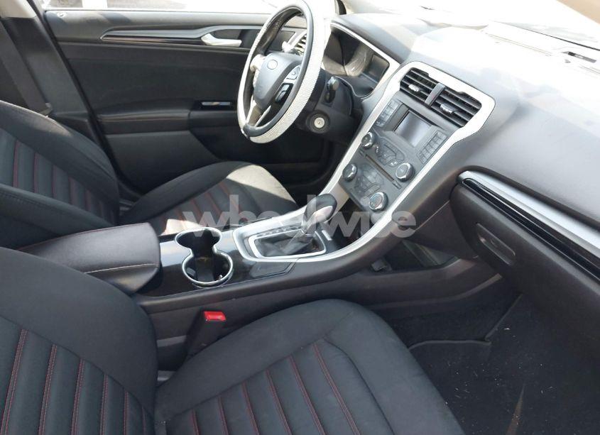 Photo 5 of 2016 Ford Fusion SE (VIN 3FA6P0HD5GR149050)