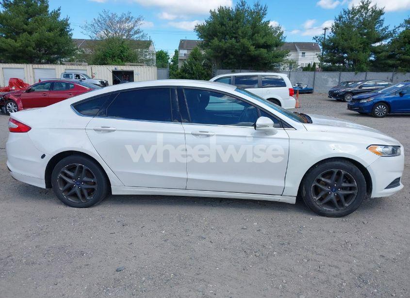 Photo 13 of 2016 Ford Fusion SE (VIN 3FA6P0HD5GR172506)