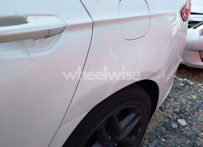 Photo 18 of 2016 Ford Fusion SE (VIN 3FA6P0HD5GR172506)