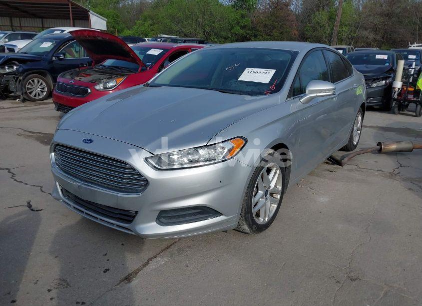 Photo 2 of 2016 Ford Fusion SE (VIN 3FA6P0HD5GR187359)