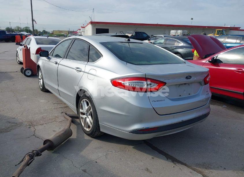 Photo 3 of 2016 Ford Fusion SE (VIN 3FA6P0HD5GR187359)