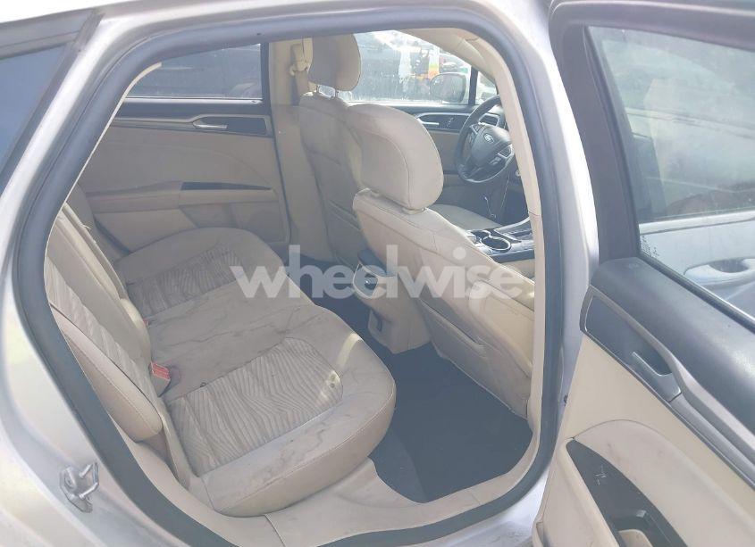 Photo 8 of 2016 Ford Fusion SE (VIN 3FA6P0HD5GR187359)