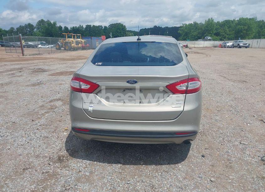 Photo 16 of 2016 Ford Fusion SE (VIN 3FA6P0HD5GR190259)