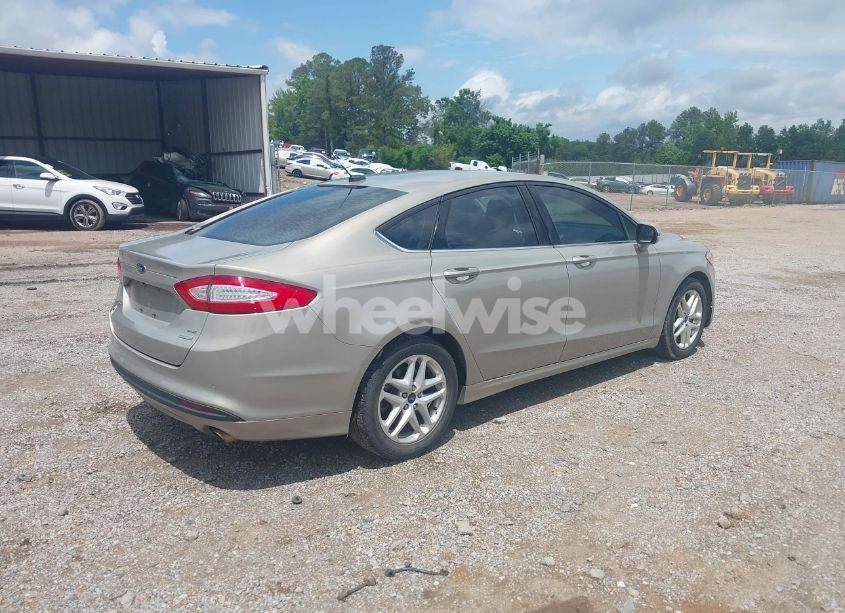 Photo 4 of 2016 Ford Fusion SE (VIN 3FA6P0HD5GR190259)