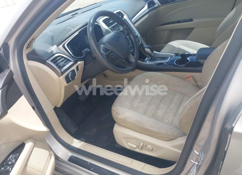 Photo 5 of 2016 Ford Fusion SE (VIN 3FA6P0HD5GR190259)