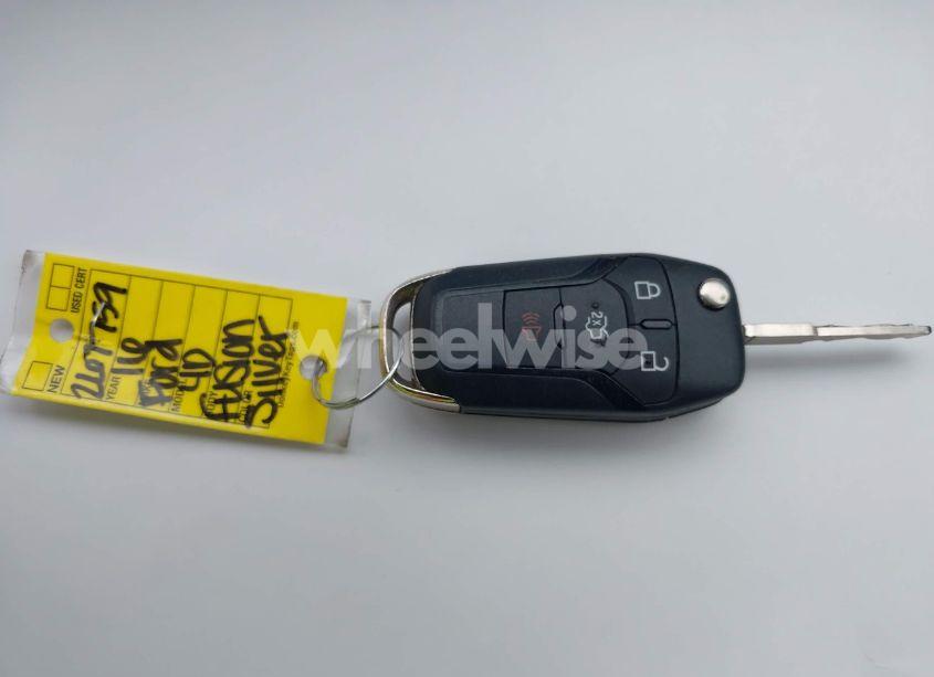 Photo 11 of 2016 Ford Fusion SE (VIN 3FA6P0HD5GR267759)