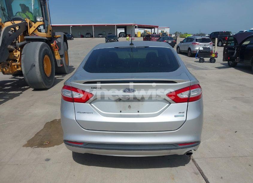 Photo 16 of 2016 Ford Fusion SE (VIN 3FA6P0HD5GR290006)