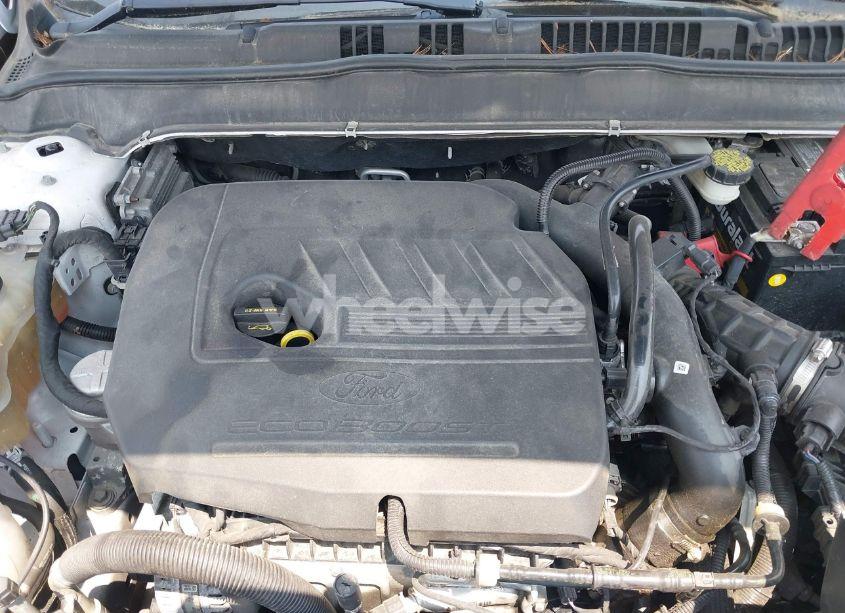 Photo 10 of 2016 Ford Fusion SE (VIN 3FA6P0HD5GR300615)