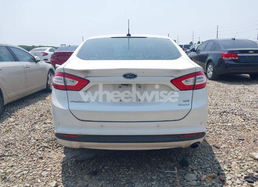 Photo 16 of 2016 Ford Fusion SE (VIN 3FA6P0HD5GR300615)