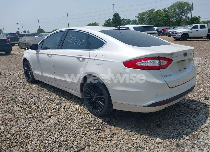 Photo 3 of 2016 Ford Fusion SE (VIN 3FA6P0HD5GR300615)
