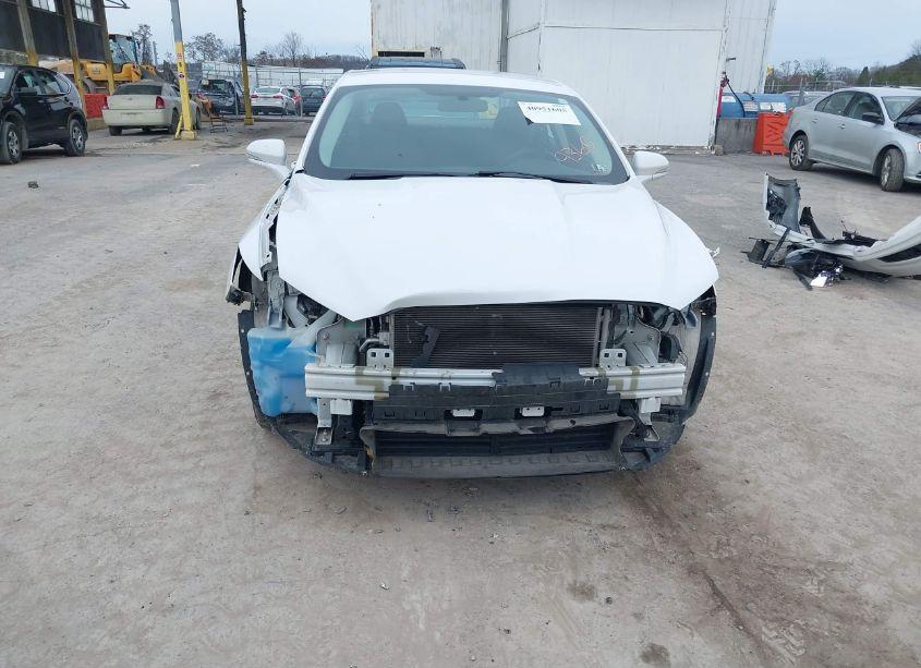 Photo 6 of 2016 Ford Fusion SE (VIN 3FA6P0HD5GR319360)